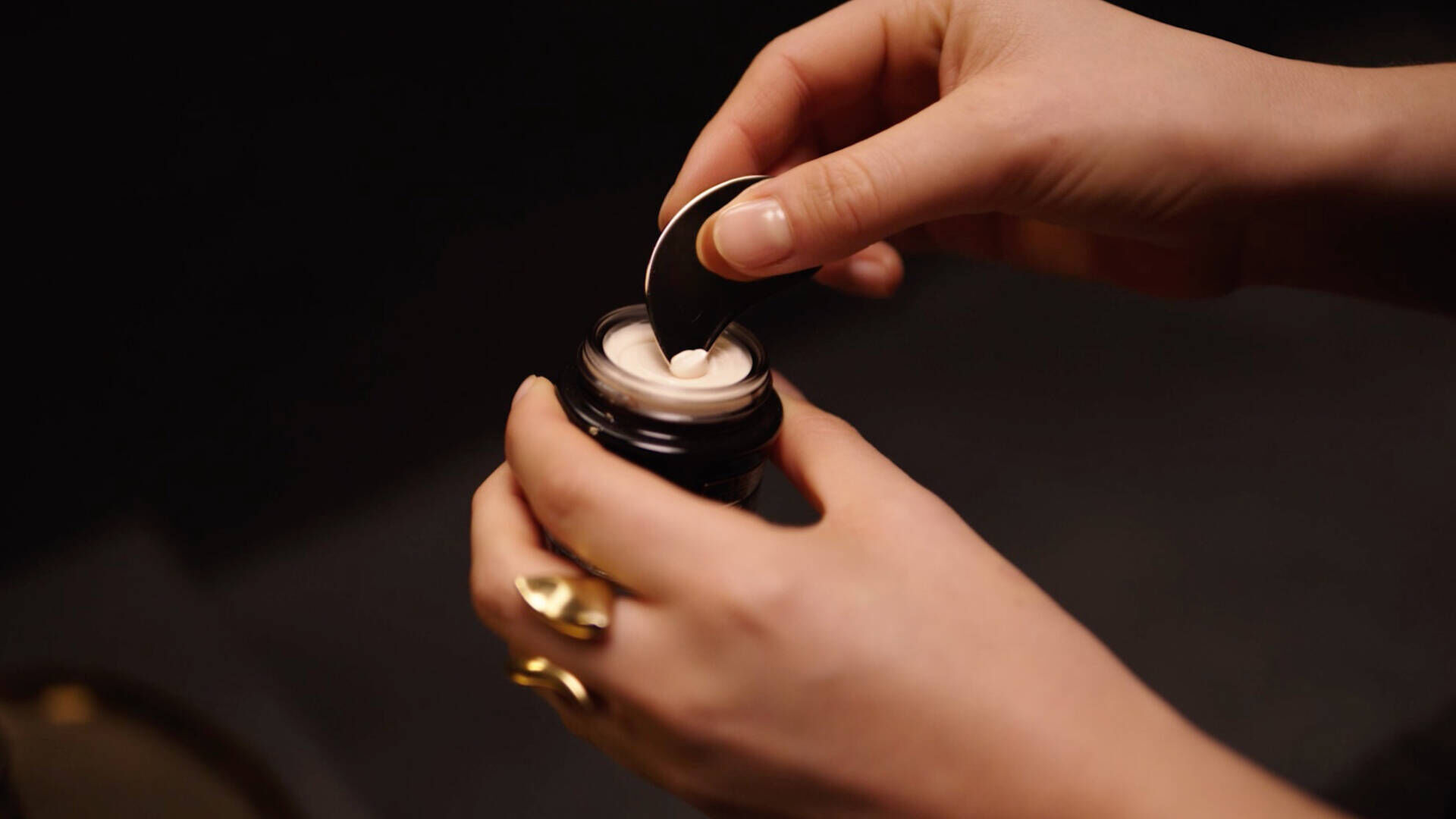 Absolue L'Extrait Eyes - Anti-Aging Luxury Eye Cream - Lancôme