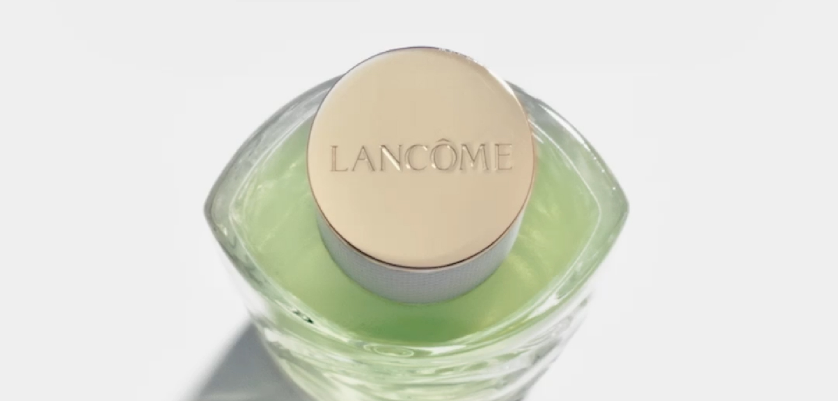 ÔVER THE TOP - Our first mood-boosting Eau de Toilette | Lancôme